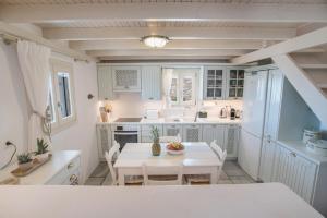 Anemoessa Cycladic House