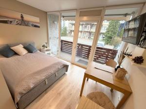 Mėlynas krantas - 3hvězdičkové hotely ve městě Juodkrantė