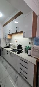 JVstudios-Wood Avenue