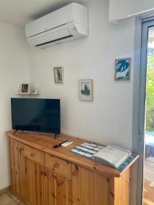 PORTISSOL T1 RDJ CLIM PARKING PRIVATIF 300m PLAGE