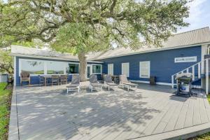 Pickleball Court and Pool Schulenburg Farmhouse