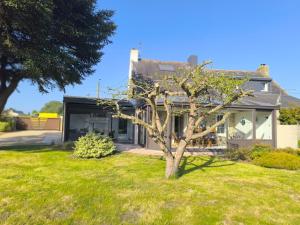 Maisons de vacances Maison au bord de la Ria, BBQ et babyfoot inclus ! : photos des chambres