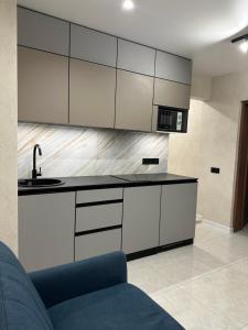 Нова квартира поруч з метро