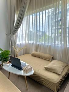 Zuzi Home To Ngoc Van , West Lake