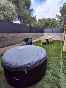 Sejours chez l'habitant Le 421, Maison d'hotes Jacuzzi entre amis,familles : photos des chambres