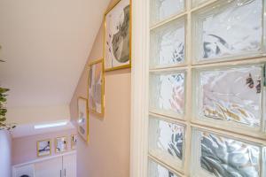 7even Clouds Oasis- Stylish Apartment Near Westfield