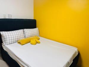 Mango Room near MOA STARCITY 2 Beds