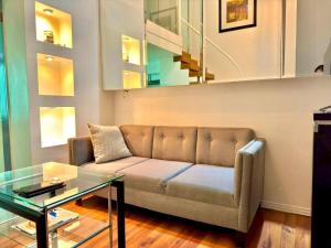 Entire Condo loft in Mandaluyong