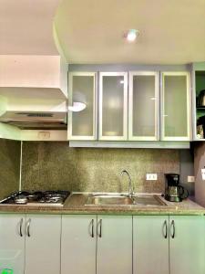 Entire Condo loft in Mandaluyong