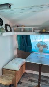 Sejours a la campagne Roulotte individuelle dans le maquis Corse : photos des chambres