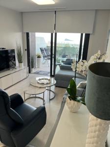 Sunset Waves - Modern Luxury 2 bedroom apartment