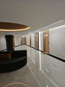 Royal Gardens Elegance