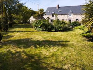 House between sea and countryside