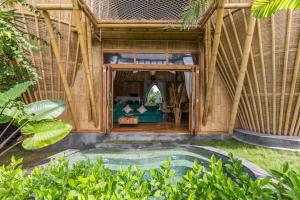luxury villa bamboo 3 bedrooms in canggu