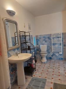 B&B / Chambres d'hotes Mas des Cigognes : photos des chambres