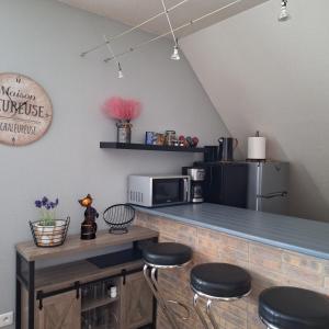 Sous un charmant toit