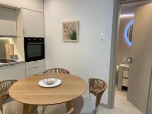 mosaic art apartment in plaka