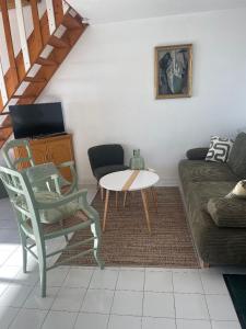 Appartements appartement face a la mer, piscine,parking,4couchages,clim : photos des chambres