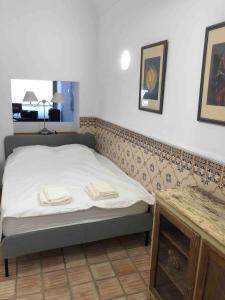 Charming Fishermans house in centre Fuseta