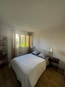 Maisons de vacances Entre mer et montagne : Maison 4 Chambres