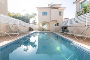 Pernera Gardens Villa Ekaterina - 3hvězdičkové hotely ve městě Protaras