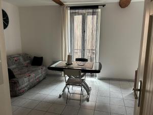 Appartements Appartement-Studio : photos des chambres
