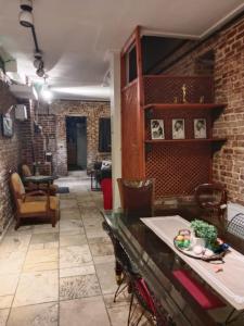 Historical Comfy Entire House 4 Bedroom 4 bathroom