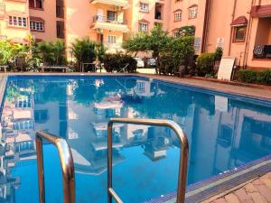 Saldhana Kyle gardens