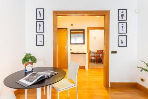 The Roman Sketchpad, Few Steps from Villa Borghese