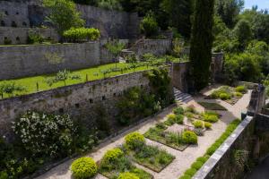 Maisons d'hotes Chateau de LARNAGOL : photos des chambres