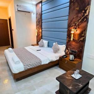 Hotel Spring Holidays