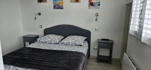 Appartements LES PIEDS DANS L'EAU - Acces direct a la plage : photos des chambres