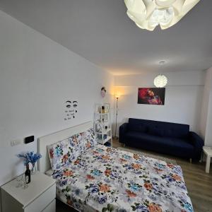 RAINBOW Blue free parking - zona spital recuperare Iași