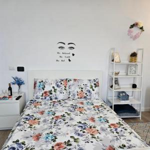 RAINBOW Blue free parking - zona spital recuperare Iași