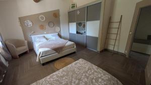 Maisons de vacances Mas en Pierre entre Gard et Ardeche avec jardin : photos des chambres