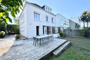 Maisons de vacances Spacieuse maison renovee avec gout - Tout a pied : photos des chambres