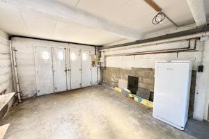Maisons de vacances Spacieuse maison renovee avec gout - Tout a pied : Maison 5 Chambres
