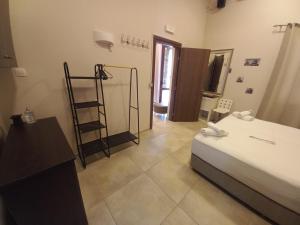 Sappho Hotel Apartments 1 & 2