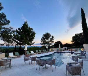 Hotels La Cle des Champs, Boutique hotel & Spa - Le Mas de Garrigon : photos des chambres
