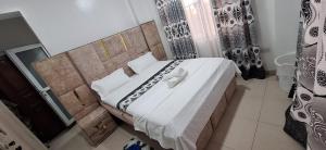 JOHSKOKI Hire B&Bs