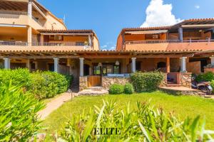 Villa nel cuore del Golfo di Marinella