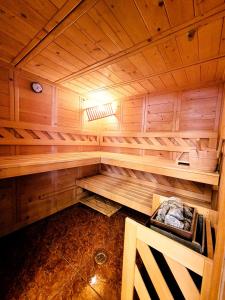 Central Skylight Suites - The Breakroom