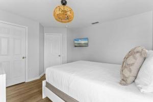 *Sun Palm Paradise* | Sleeps 14 | Near Disney!