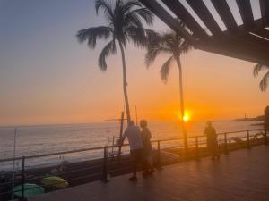 Casa Mango, con piscina y vistas al mar y volcán