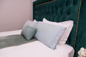 The View Apartment 2