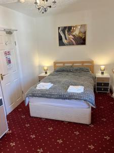 Marston town centre villa