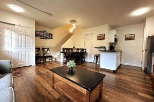 Banff Boundary Lodge Mountain View 2Brms 3xAC Townhouse