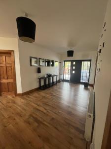 Fabulous 4 Bedroom House, Gateway to Connemara