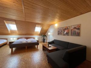 Residence Ružbaský - Comfort Stay with Private Parking