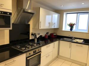 Retallack hot tub lodge - 4 ensuites - luxury stay